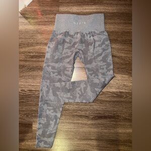 NVGTN Gray Camo High-Waist Leggings